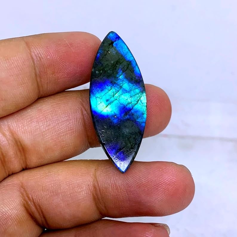 Pierre gemme labradorite naturelle marquise 39mm de qualité pour joaillerie