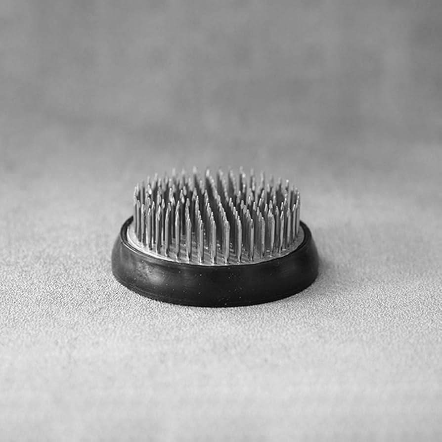 PATIKIL 1.7"x2.4" Flower Frog, Brass Flower Arrangement Holder Square