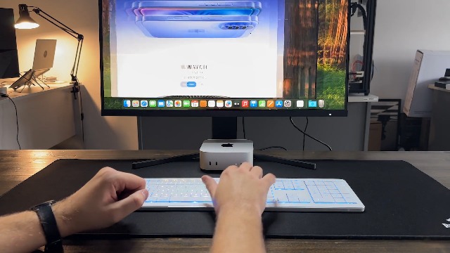 Amazon.com: Clevetura CLVX 1 Mac | Touch On Keys & Gestures AI