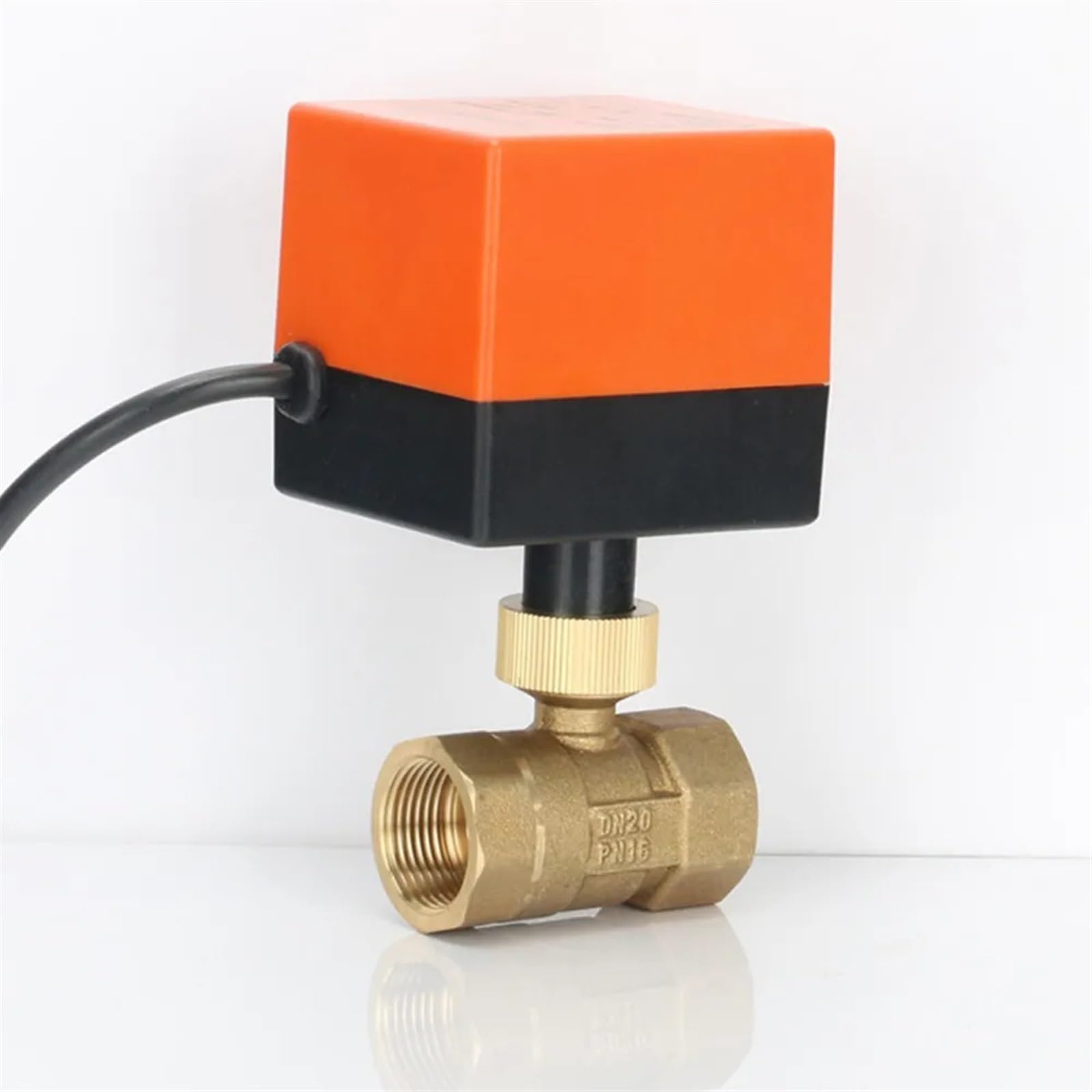 KAT1“ bis 2" motorisierter elektrischer Kugelhahn 2-Wege-Kugelhahn aus Messing AC220V DC12V 24V 2-Wege-3-Draht-2-Punkt-Steuerung for Gas, Wasser, Öl(DC24V,DN32)