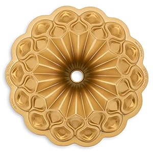 Nordic Ware Crown Bundt Pan Nordic Ware Crown Bundt Pan