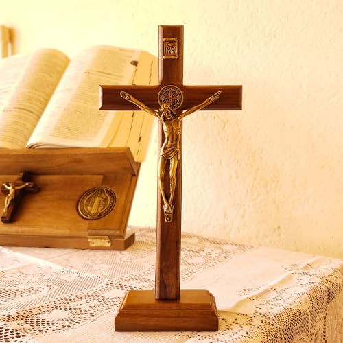 Crucifixo de Mesa e Parede Medalha São Bento 19cm Madeira com Bas...