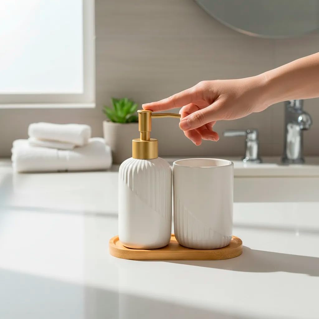Kit Lavabo Luxo com dispenser de sabonete líquido, porta-escovas multifuncional e bandeja de bambu. Decore com elegância. (Branco)