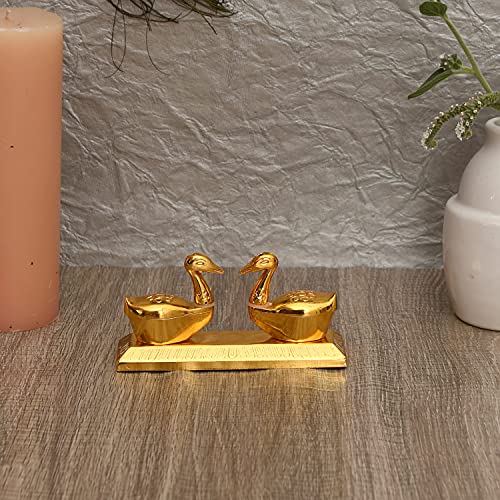 Image of JAIPUR ACE Metal Brass Swan kumkum Box | Puja | Roli | Chawal | Chandan | Haldi | Sindoor | Turmeric | Dabbi | Dibbi | Dhani | Dani Lid Holder - Duck Swan kumkum (Golden, 6 X 11 X 6 cm)