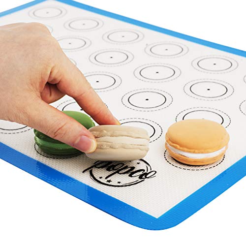 Popco Macaron Baking Kit (19Pcs Set) - 2 Half Size And 2 Quarter Size Silicone Macaron Baking Mats Plus 8 Piping Tips, 3 Piping Bags With 3 Bag Ties, 1 Coupler #TOP3