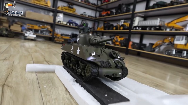 wheelfun Henglong RC Tank 2.4Ghz 1/16 7.0 Plastic Version M4A3