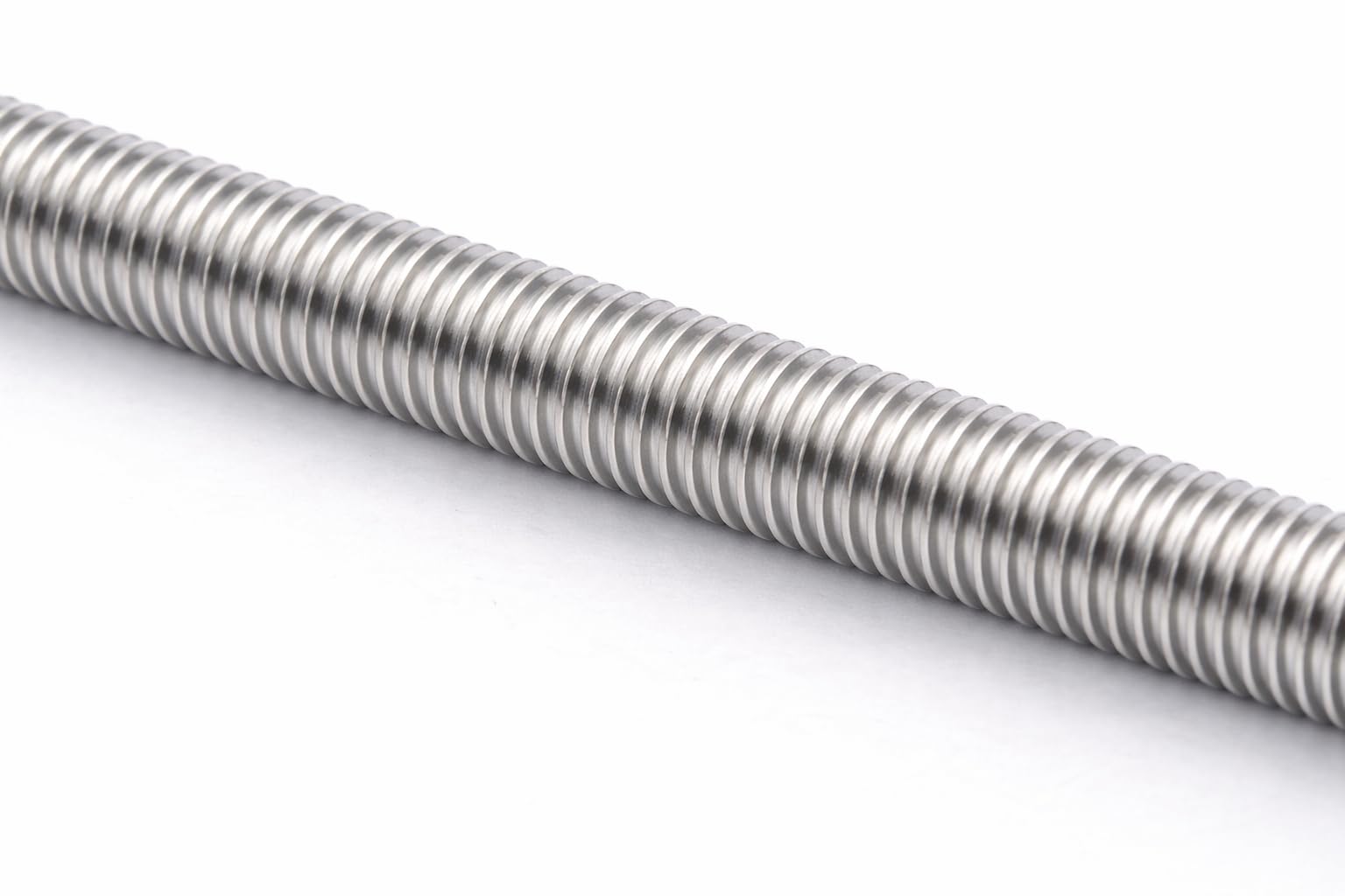 Lot de 4 tiges filetées M8 x 1 000 mm, acier inoxydable A2, filetage métrique complet DIN 975, comprend 8 rondelles inox DIN 125 et 8 écrous inox DIN 934
