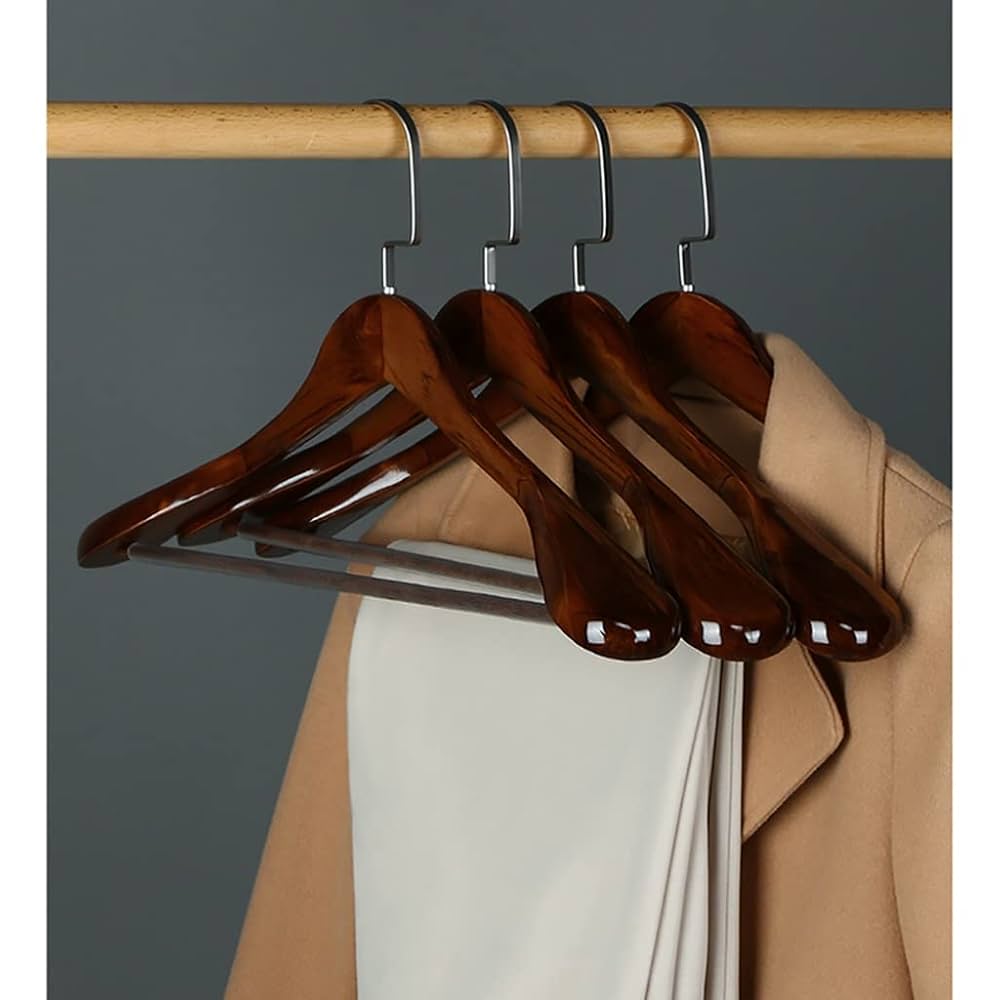 Amazon.co.jp: 木製ハンガー 木製スーツハンガー、天然つるつる
