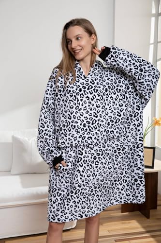 Couverture à capuche avec manches en polaire sherpa | Pull à capuche géant - 2