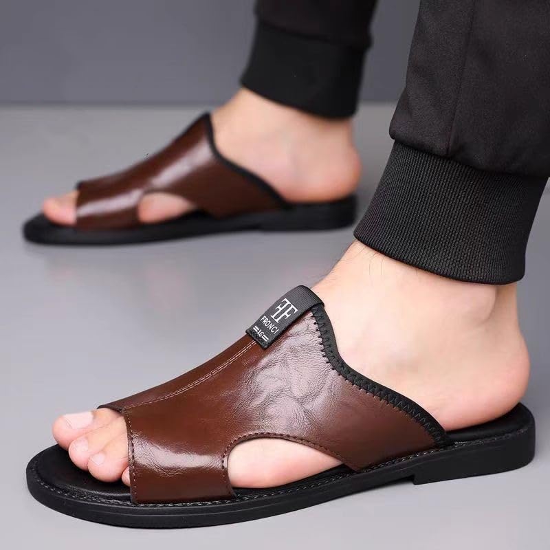 Men's anti-slip casual beach shoes, with soft soles and comfortable interior padding, are perfect for outdoor and casual wear.3