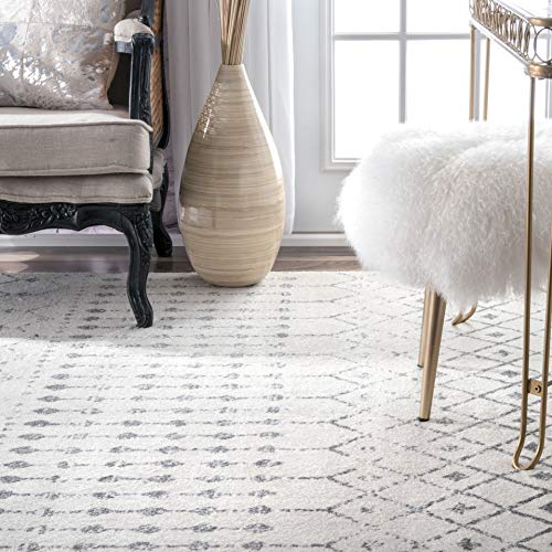 Image of nuLOOM Blythe Grey Trellis Power Loomed Area Rug, 3' x 5'