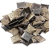 - Lleno de estilo vintage, lo mejor para decorar su hogar, puede usar estas tachuelas de tapicería de latón como adornos en el sofá, las camas, los muebles de madera, las paredes al unir diferentes patrones.