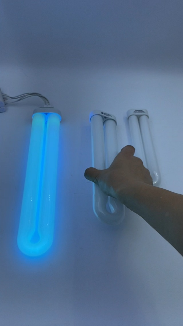 bonbonero、ボンプラ蓄光ブルー 12 inch 40W BF150 Replacement Bulb Compatible Flowtron BK-40; BK