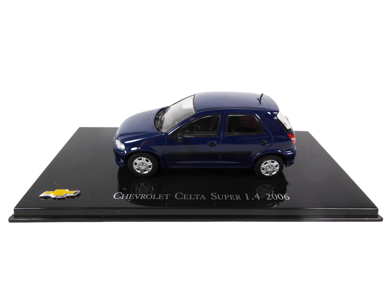 OPO 10 - Collectible miniature car 1/43 compatible with Chevrolet Super 1.4 - CH09, Multicolor - Image 2