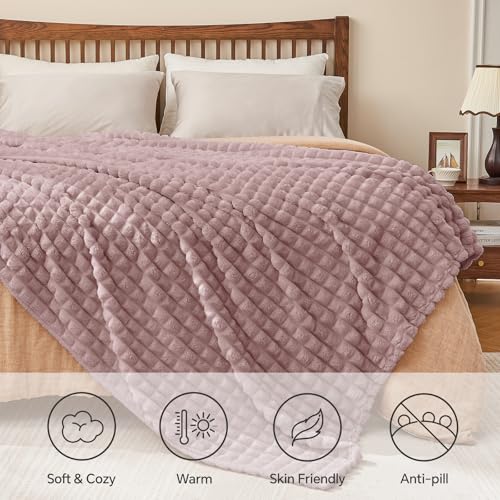 Image of BEDELITE Berry Purple Fleece Throw Blanket for Couch, 50x60 Inches