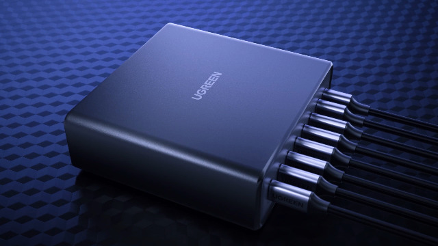 UGREEN 200W 充電器 8ポート UGREEN 200W 充電器 8ポート
