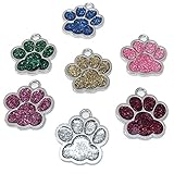 *Tamaño: 25 * 25 mm, lindo y apto para la mayoría de las razas de perros y gatos. Forma de pata llena de pintura bling en diferentes colores, adorable y bonita. Fácil de colocar en el collar, arnés y correa de su mascota para su identificación.