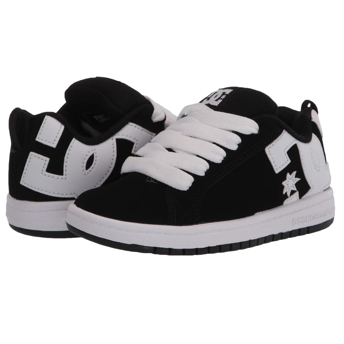 DC Boys Court Graffik Skate Shoe, Black/White, 5 Big Kid US