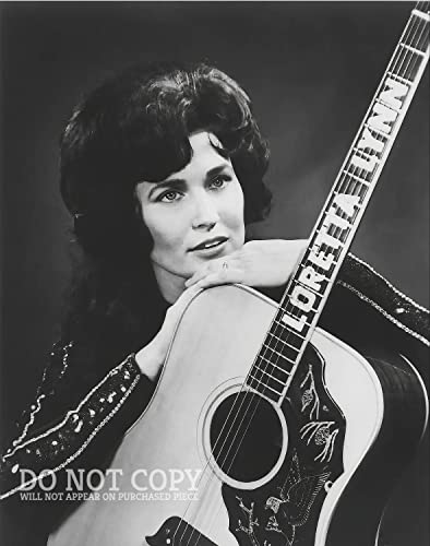 Affiche d'art Loretta Lynn sublimez votre salon avec ce portrait de 1971