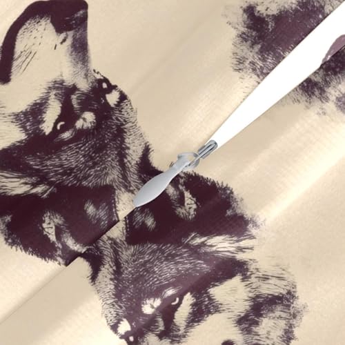 Housse de coussin loup en velours pour un salon cocooning chic - 5