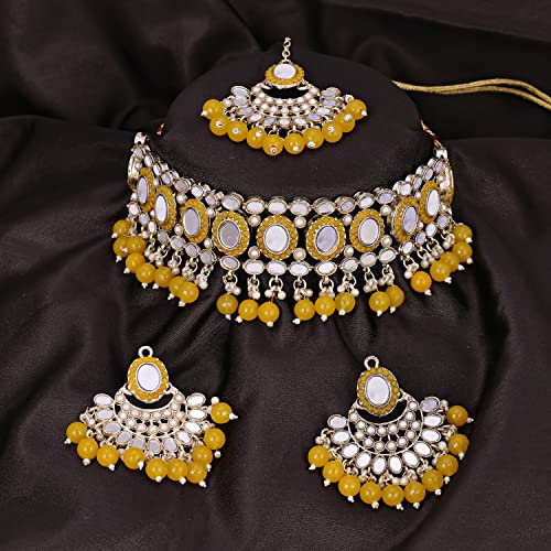 Classy Choker Necklace Earring Jewellery Set with Maangtikka