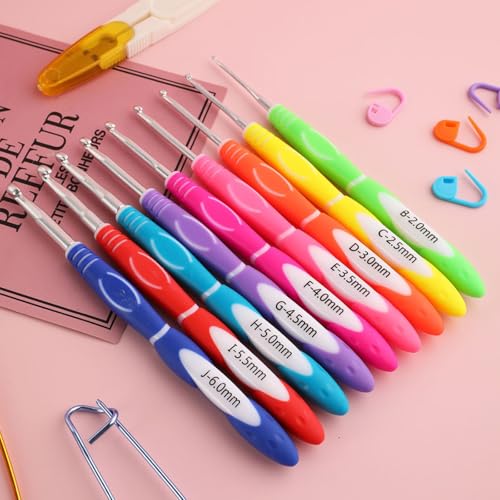 Image of Dasonwin 60-Piece Ergonomic Crochet Hooks Set with Travel Case - Aluminum Crochet Needles Kit for Beginners & Experts, Arthritis-Friendly Design,Includes Stitch Markers & Accessories(Green)