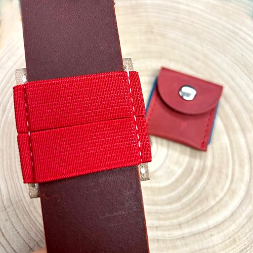 Hunde-Täschchen FREYA aus Leder | Viele Farbkombinationen | für die Hundemarke, Tassomarke oder Airtag von Apple | Handmade by Manufactica®
