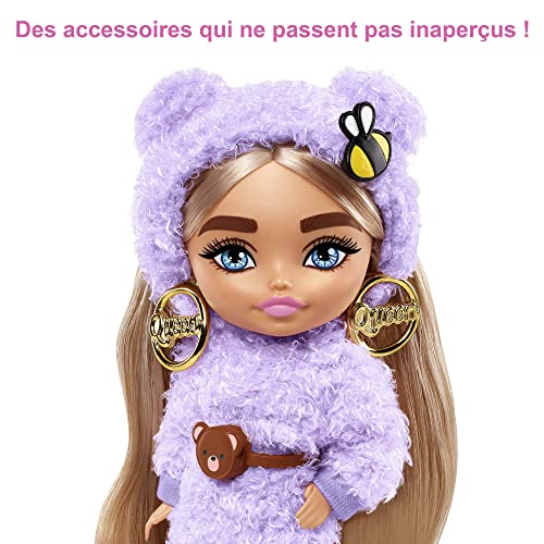Barbie Extra Mini poupée n°4 (14 cm) avec Tenue Violette, Socle et Accessoires Dont Serre-tête à Oreilles d’Ours et Lunettes de Soleil, Jouet pour Enfant, HGP66