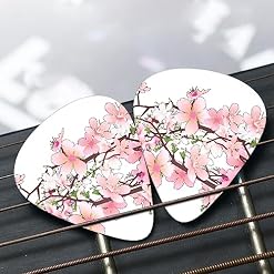 Lot de 12 médiators tendance et durables en fleurs de cerisier dans une boîte pour ukulélé guitare électrique basse - Les Beatles, Paul McCartney, John Lennon, RIngo Starr, George Harrison Lot de 12 médiators tendance et durables en fleurs de cerisier dans une boîte pour ukulélé guitare électrique basse – Image 7