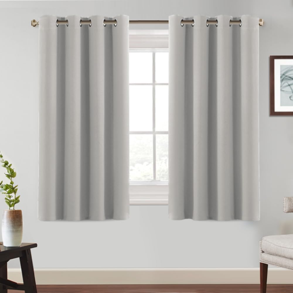 BellaHills Verdunklungsvorhänge Kurz Thermovorhang Wohnzimmer Graubeige H145xB140cm 2er Set Gardinen Blickdicht Kälteschutz Wärmeisolierend Ösenschal Schlafzimmer Blackout Curtains for Living Room