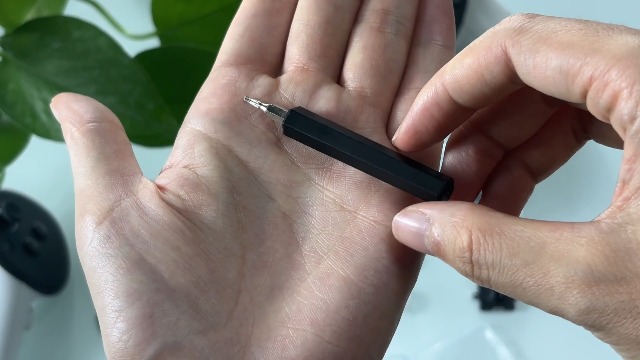 Amazon.com: Joystick Replacement Kit for Oculus Quest 2 Controller