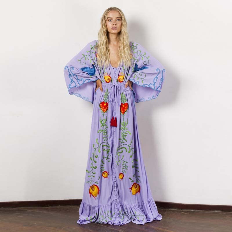 Runway Bohemia Lomg Dress Summer Women Cotton Embroidery Floral Batwing Sleeve V Neck Beach Long Dress2