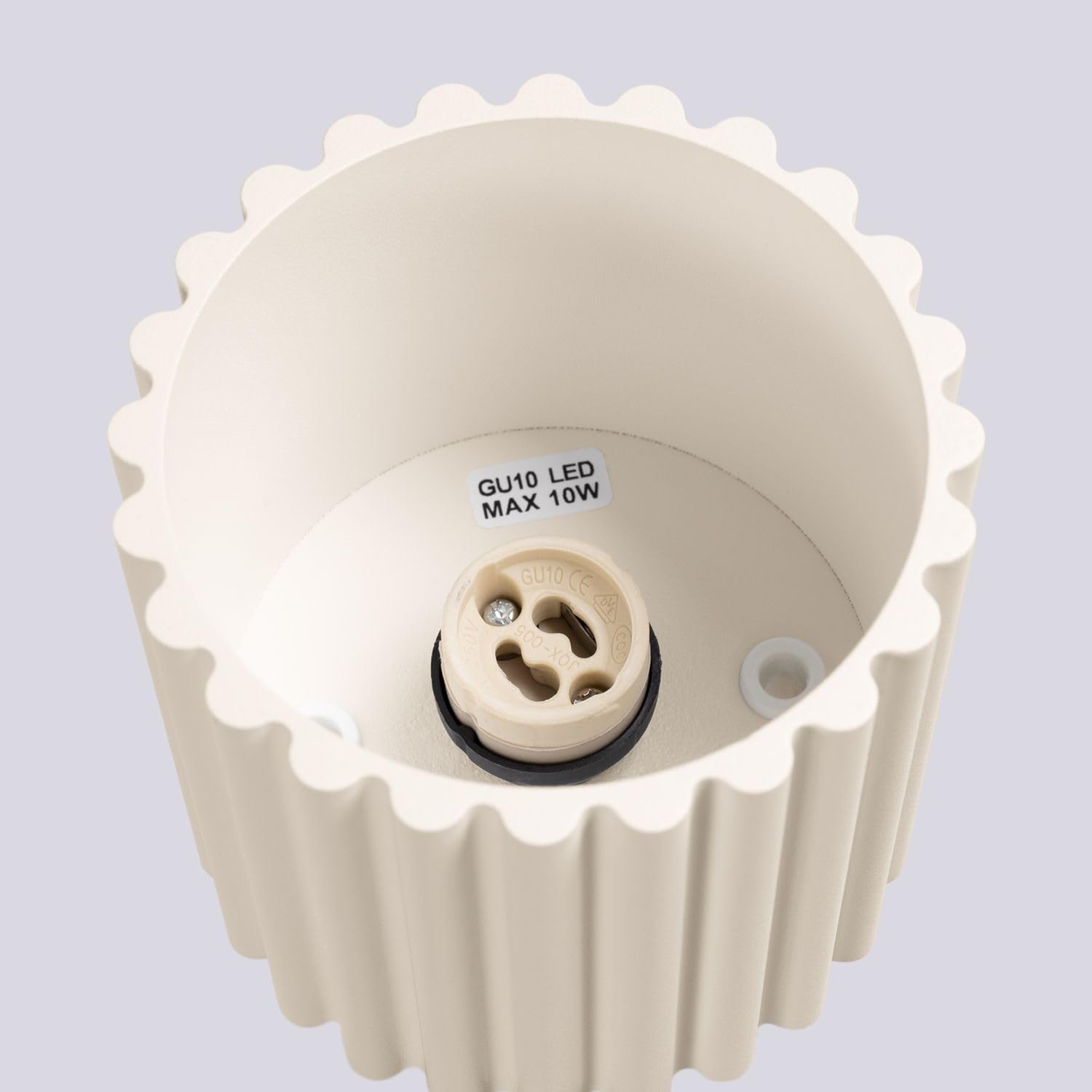 Licht-Erlebnisse Deckenstrahler GU10 Beige Aluminium rund Ø10 cm Wohnzimmer Schlafzimmer Küche akzentuiert minimalistisch Deckenlampe Modern klein Aufbau Spot Büro