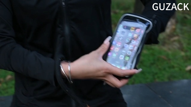 ランニング スマホ ポーチ アームバンド ワークアウト用電話ホルダー 防水 Amazon | 電話アームバンドアームポーチ MCZTO ランニングアーム