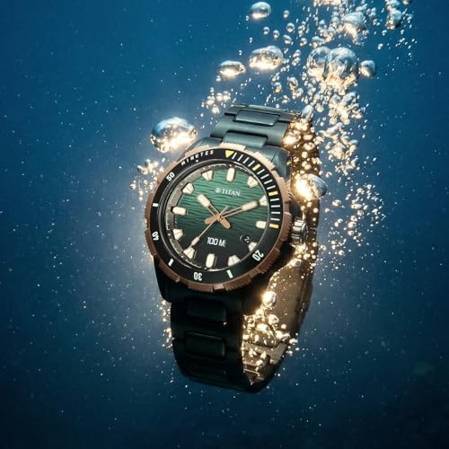 Image of Titan Zero Hour Diver's 100m Analog with Blue Dial Black Stainless Steel Strap Watch for Men - 10067KM02