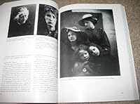 Photography: Essays & Images; Illustrated Readings in the History of Photography 0870703854 Book Cover