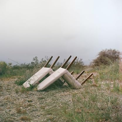 It's Closeness It's Easy - Ice Blue por Planning For Burial, capa do álbum