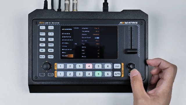 Producing Streaming Video for Multiple… SE-4000 4K 8-Channel Digital Video Switcher | Datavideo