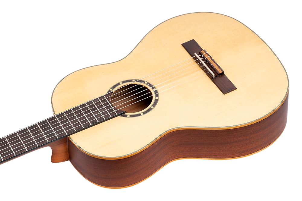 Ortega Guitars Konzert Gitarre Linkshänder – 4/4 – Family Series – Inklusive Gig Bag – Fichte, Mahagoni, Natur (R121L) | Nylonsaitengitarre, Fichtendecke & Mahagoni-Korpus Satin-Finish, inkl. Pro-Gigbag, R121L