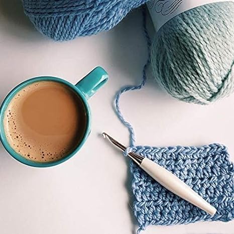 Furls Crochet Hook, Odyssey White, Nickel Plated Tip for Effortless Glide, Ergonomic Handle Crochet Hooks 7