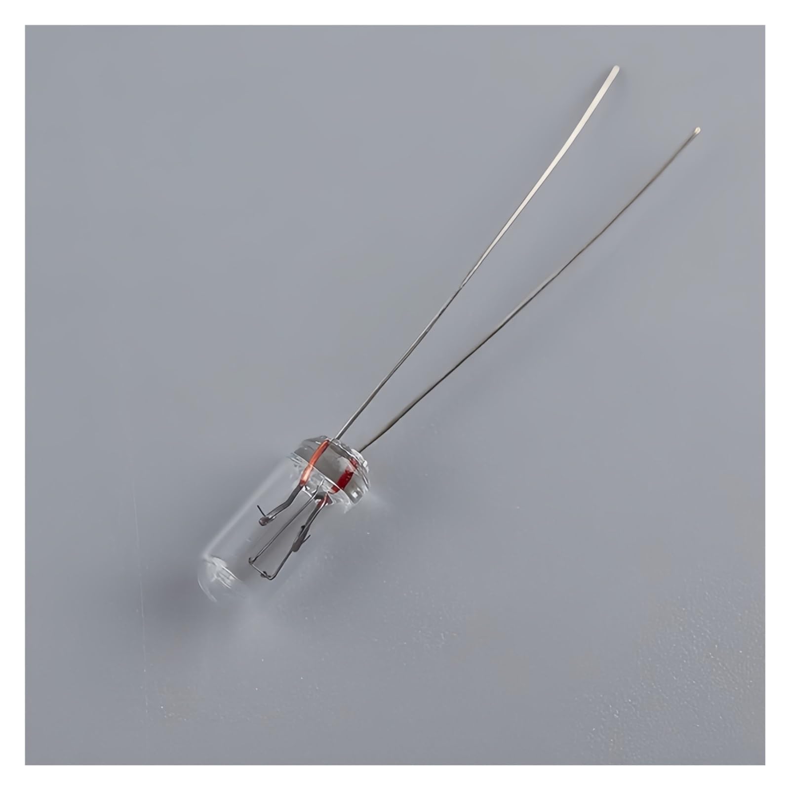 XiaoChenChen 10Pcs, 20Pcs, 30Pcs, 50Pcs Miniature 0.07A 3mm 4mm 5mm 1.5V/3V/6V/9V/12V/24V Mini Lamp Light Bulb Edison Incandescent Filament Rice(30Pcs,6V_5MM)