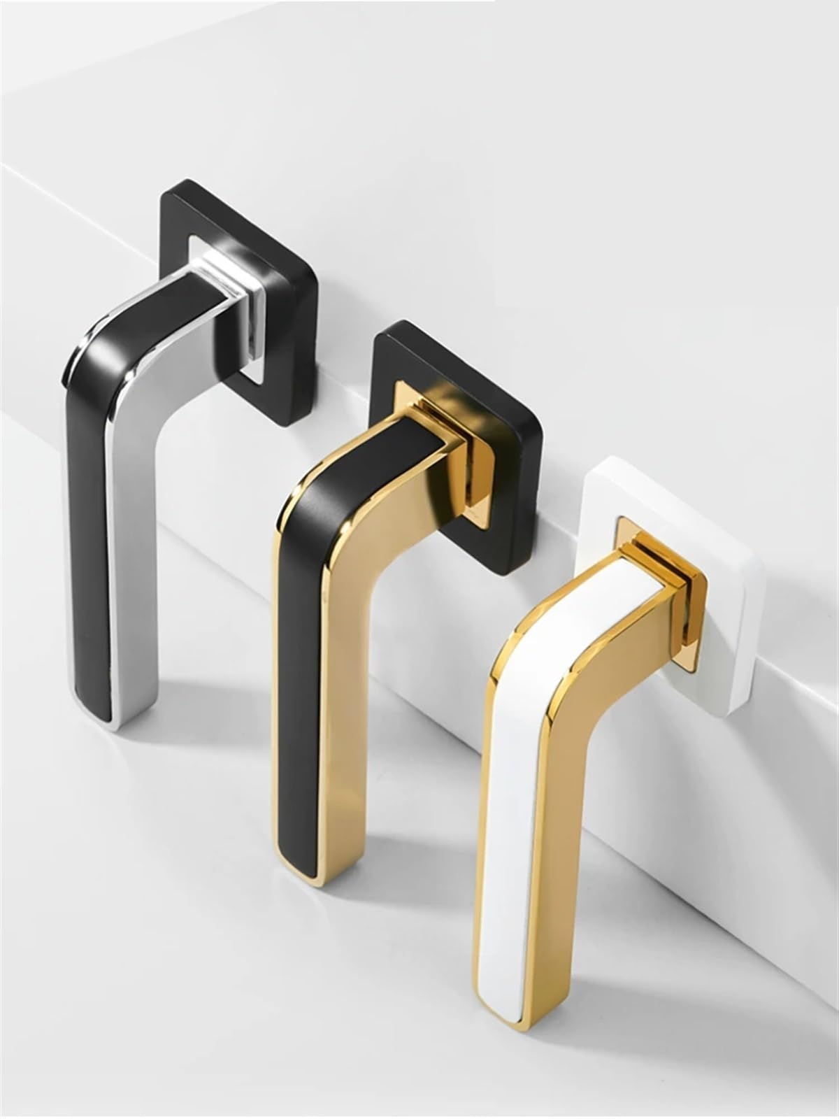 Serrure de porte en bois simple et magnétique pour chambre à coucher dorée