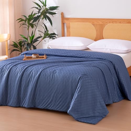 Image of Amazon Basics Cooling Comforter, Soft Lightweight Waffle Weave Blanket for Hot Sleepers, Summer & All Season Bedding to Keep Cool for Night Sweats, 68 inchx90 inch, Twin, Blue