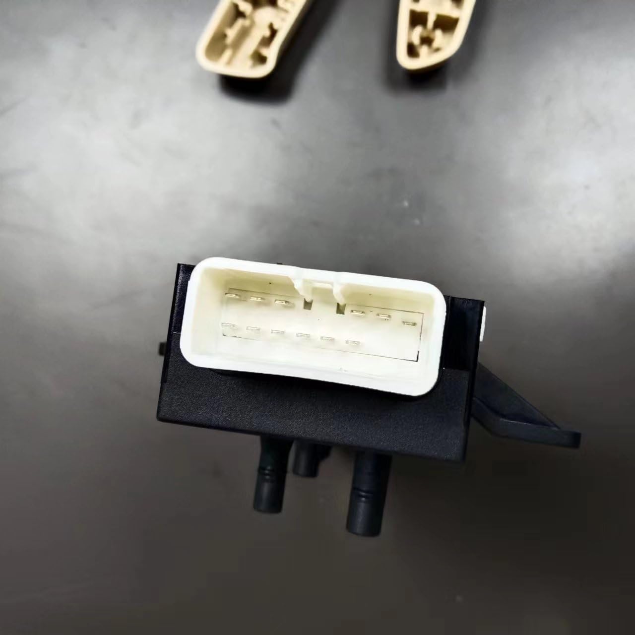 Amazon.com: AUTO-PALPAL POWER SEAT SWITCH R 84922-60160 8492260160 