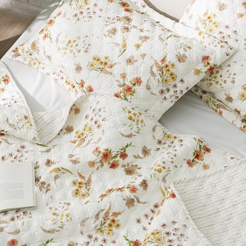 Image of Bedsure Fall Quilts Queen Size, Reversible Botanical Floral Comforter Beige