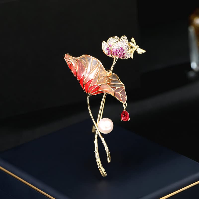 Image of 14K Gold Lotus Leaf Brooch with Sparkling Moissanite & Pearl, Elegant Flower Design - Unique Jewelry Gift for All Occasions