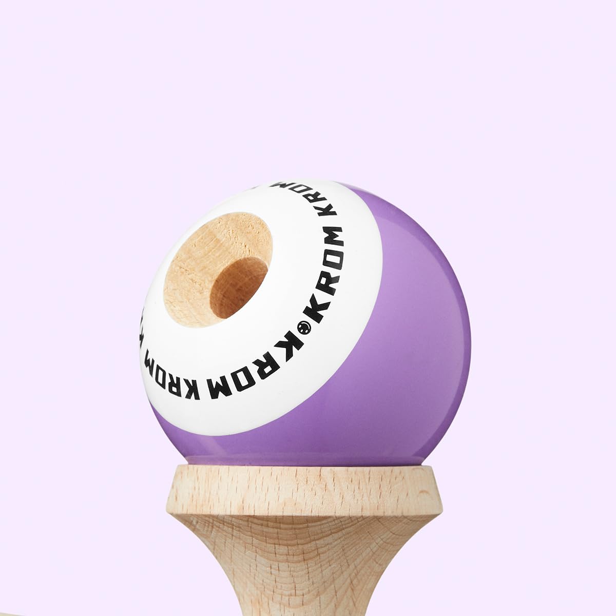 KROM - Kendama POP LOL lawenda – wysoka jakość drewna – dla początkujących i profesjonalistów – opakowanie: zapasowy sznurek + naklejki