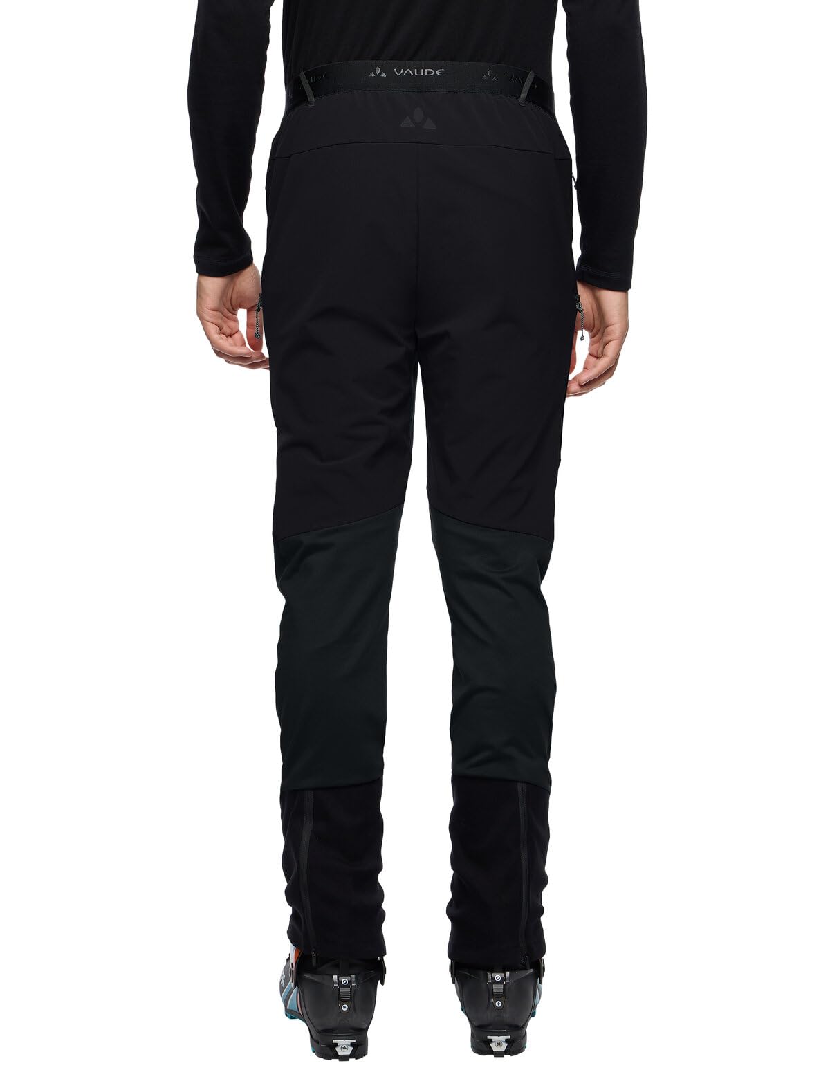 VAUDE Herren sportliche Softshell Skitourenhose Larice Light Pants IV, elastisch, unterschiedlich Winddichte und atmungsaktive Materialzonen, schnelltrocknend, Passform: Slim fit