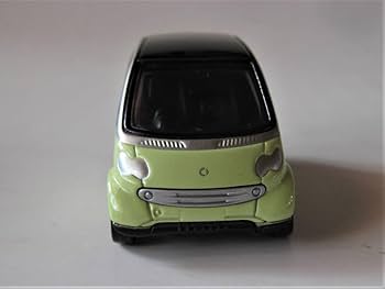 smart fortwo coupé ミニカー グリーン【非売品】 smart fortwo coupé ミニカーグリーン【非売品】|mercari商品