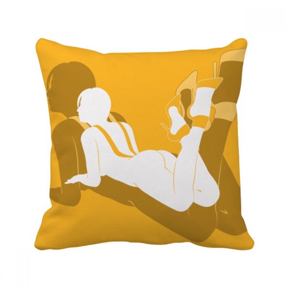 Coussin Plump Belle Femme horizontal pour corriger un canapé terne avec ce carré multicolore